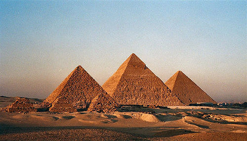 Pyramida